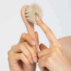 Madetoll %100 Doğal At Kılı Yüz ve Hassas Bölge Fırçası (10+3)